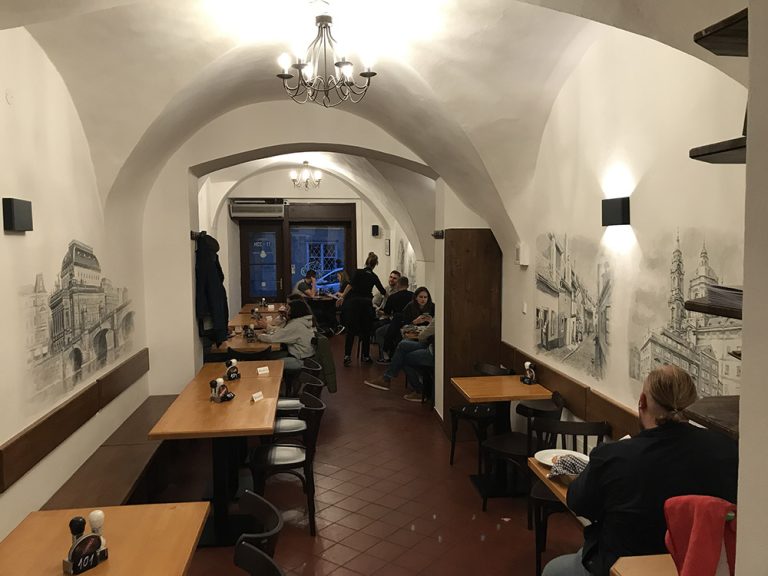 interiérová malba v restauraci, Praha